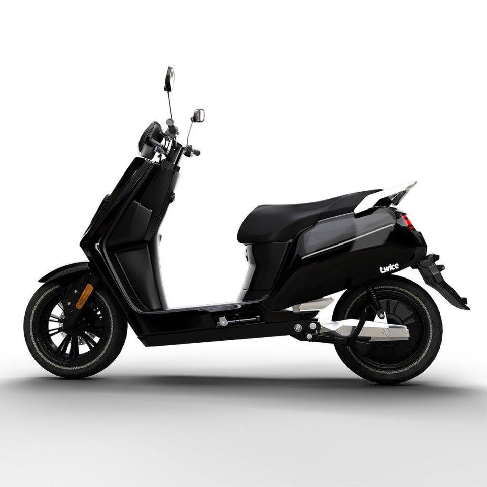 105640662_3379511592111167_2016657946959646813_n S5 street legal scooter de motocicleta elétrica para adultos de fábrica