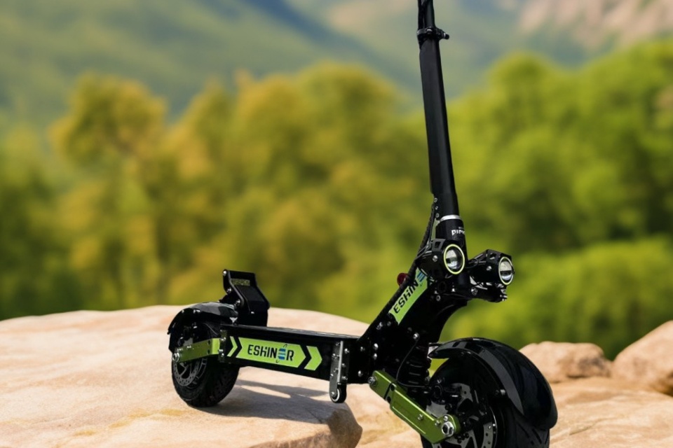 Scooter de partajare