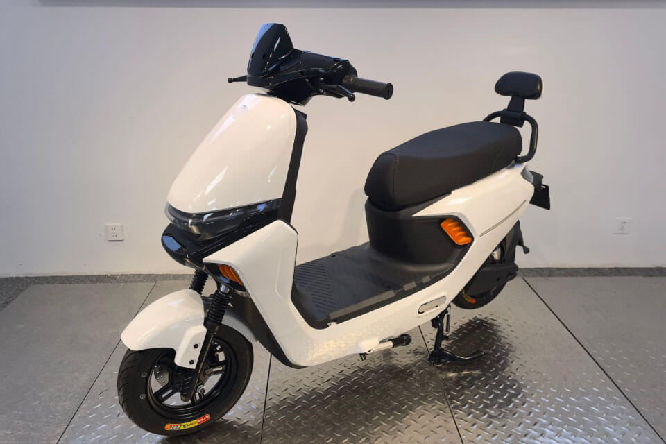 Sepeda Motor Listrik