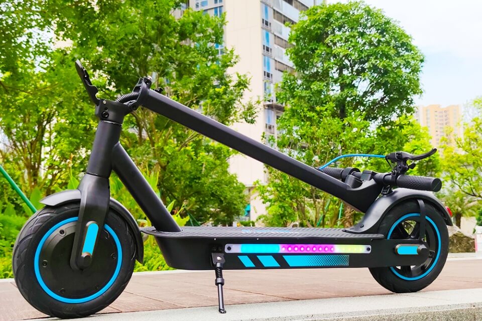 Sammenklappelig elektrisk scooter